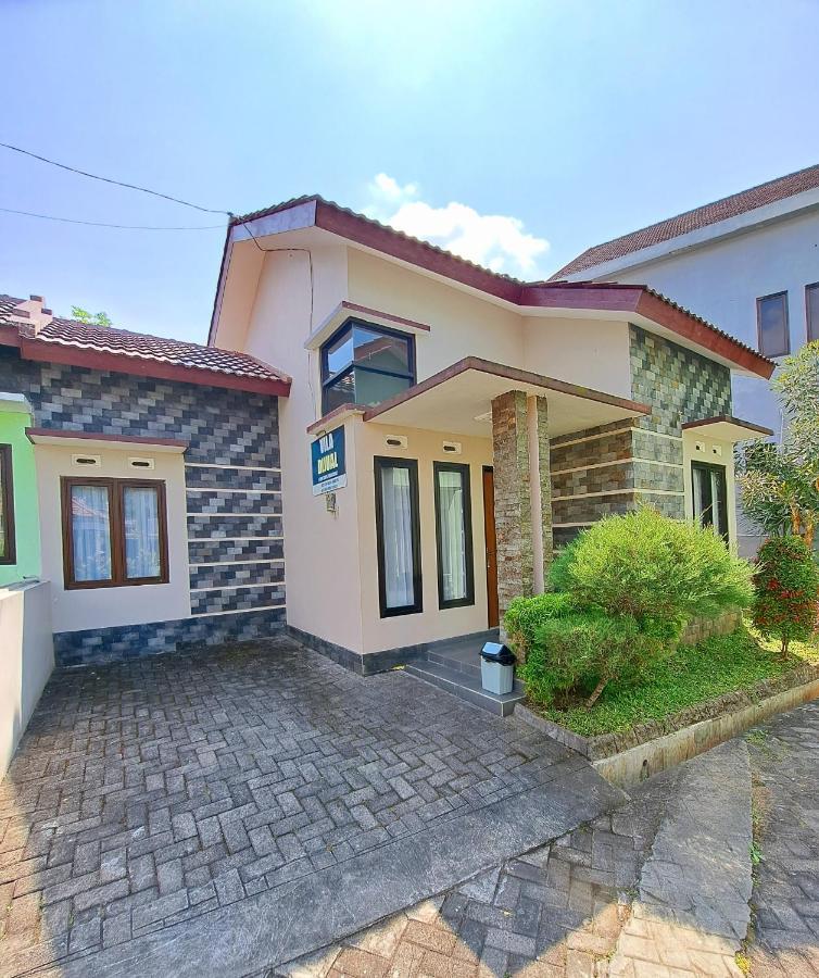Villa Petit Tour Batu  Exteriér fotografie